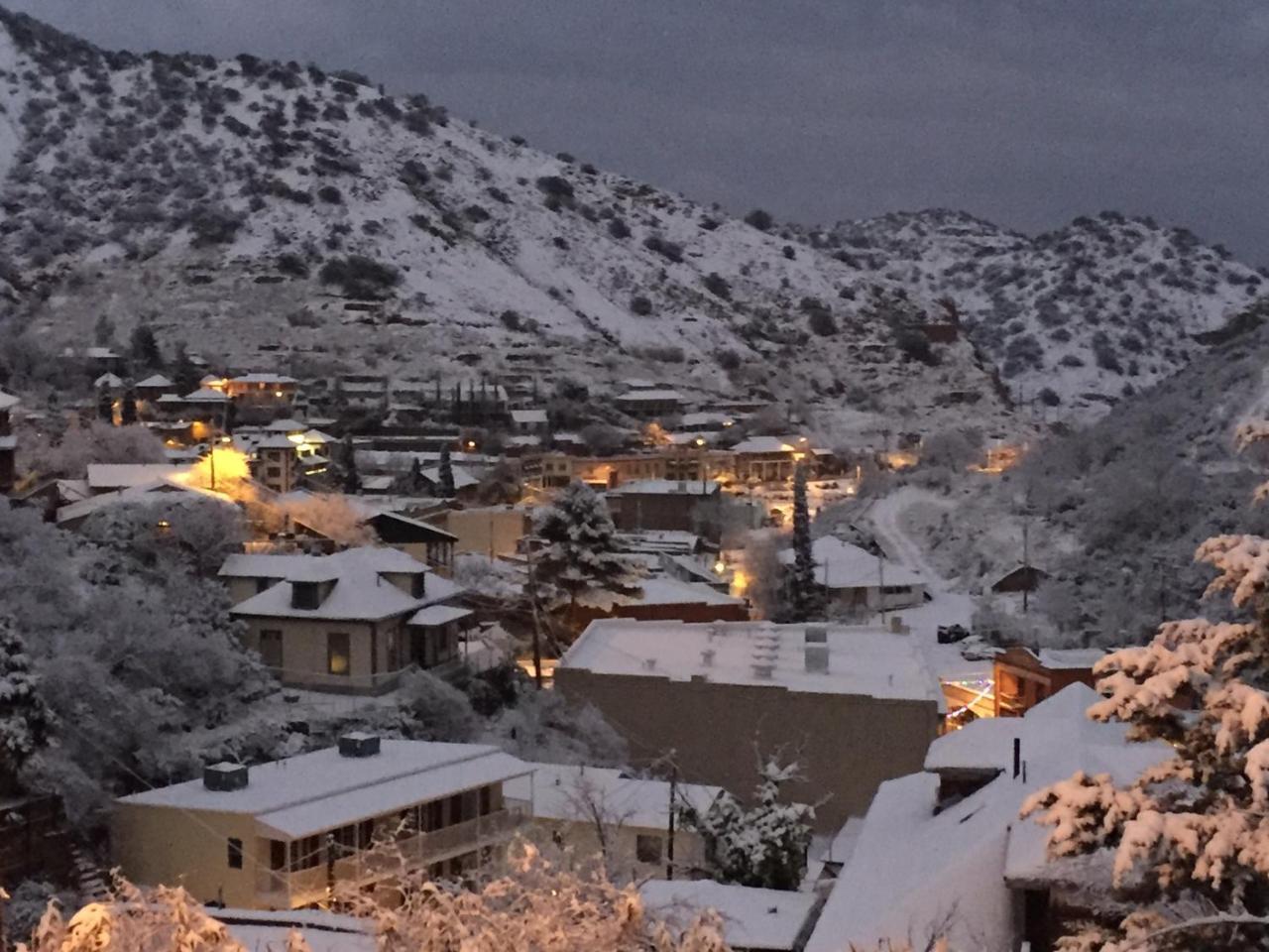 Bisbee Brownstone Suites 外观 照片